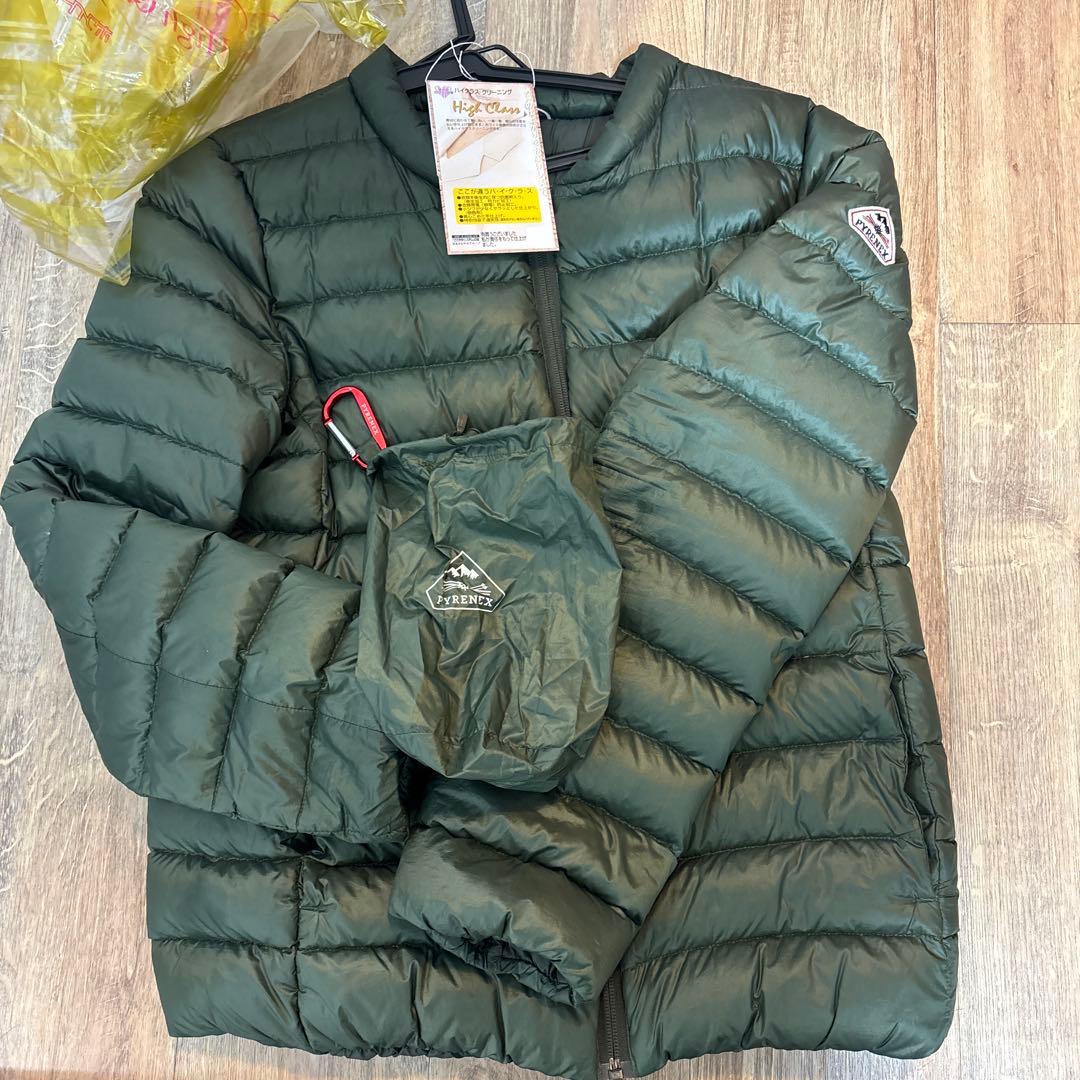 ピレネックス　38サイズ軽量ダウンジャケット オリーブグリーン 収納袋付き