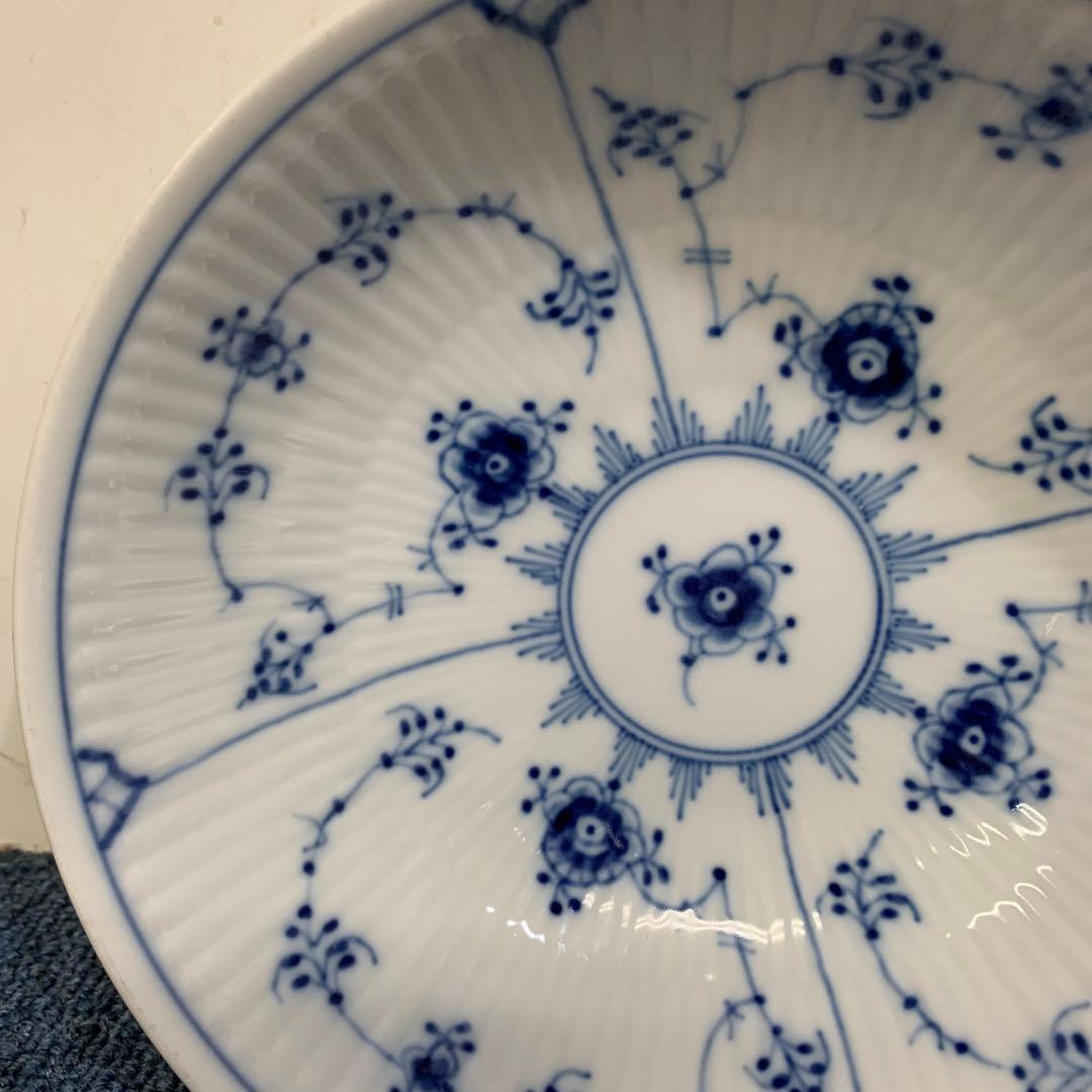 7 ロイヤルコペンハーゲン ブルーフルーテッドプレイン ボウル　15.5センチ