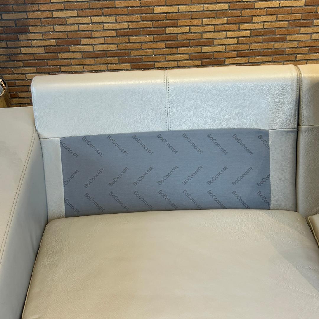 水無月セール♥美品　BoConcept　ボーコンセプト　本革ソファー2～３人掛け