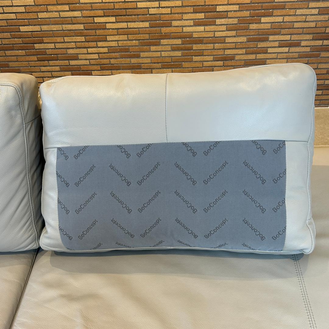 水無月セール♥美品　BoConcept　ボーコンセプト　本革ソファー2～３人掛け