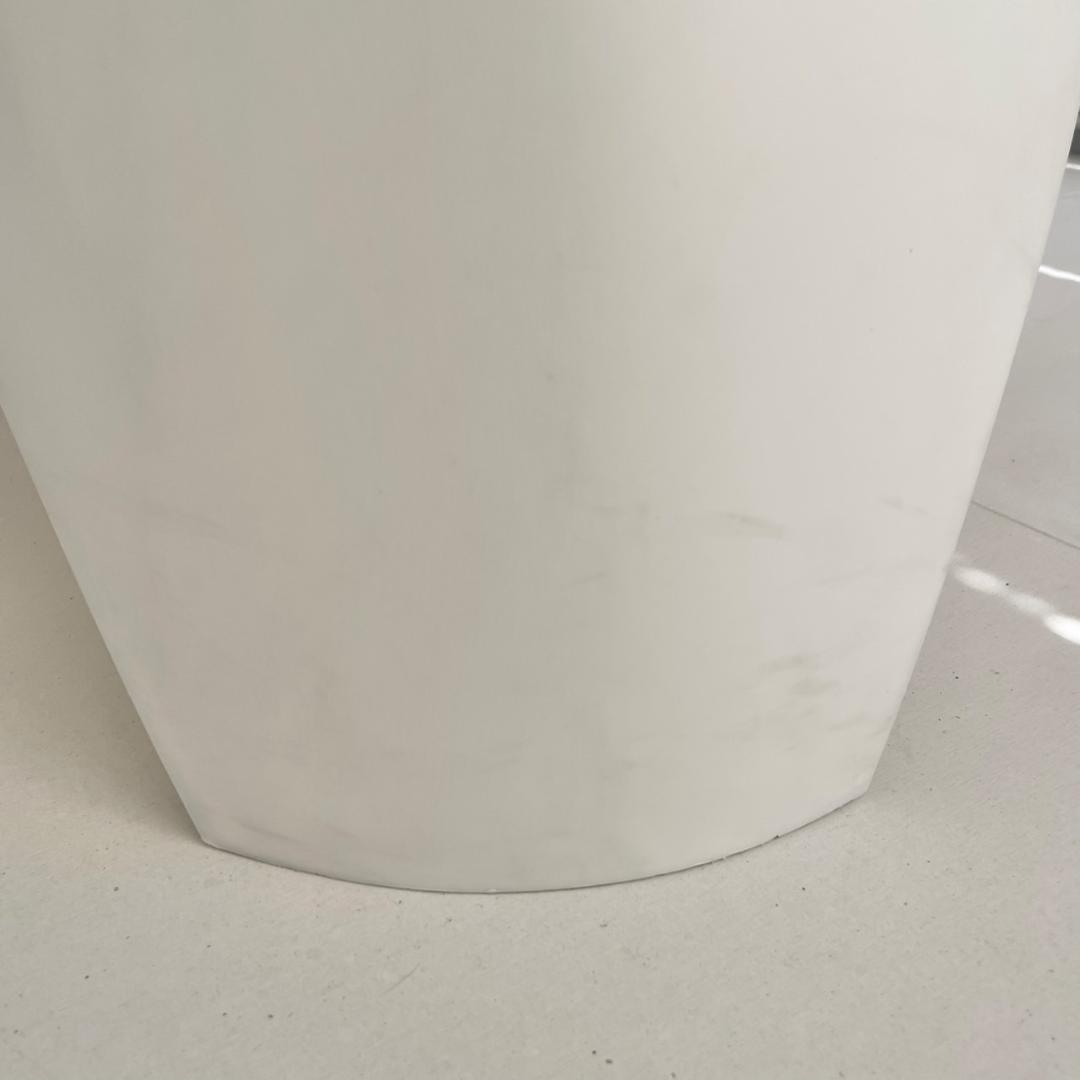 ぽよんとしたチェア ホワイト