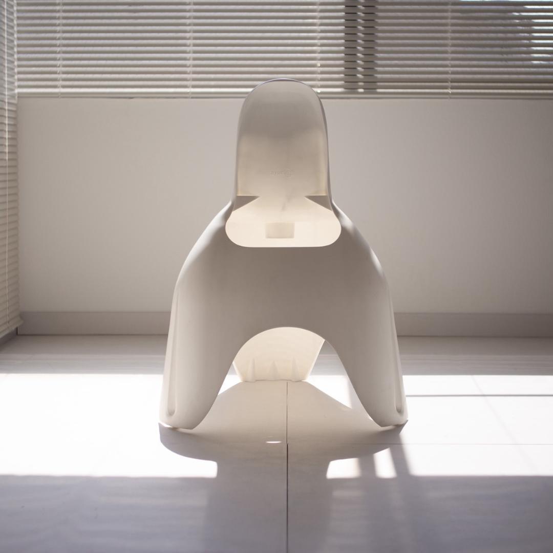 ぽよんとしたチェア ホワイト