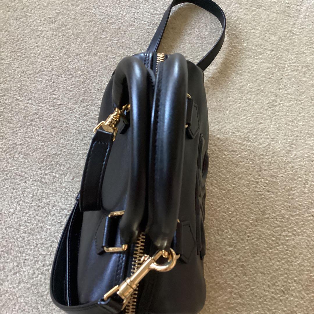 お決まり品　セリーヌスモールボストンバック黒トリオンフ