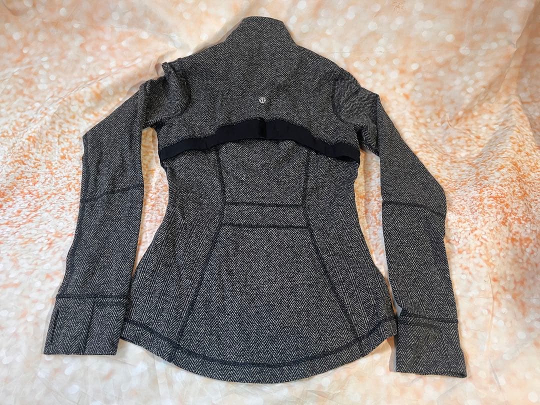 美品希少✨ルルレモン lululemon Define ディファインジャケット