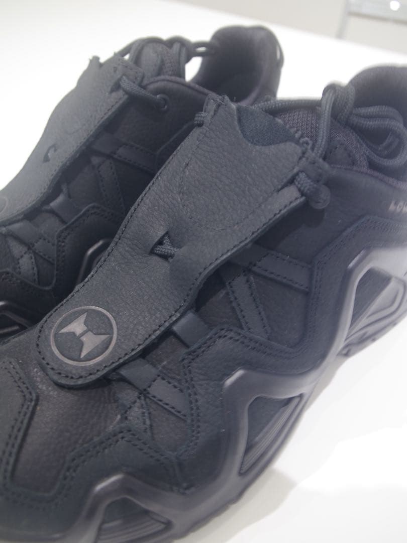 靴 AFFXWRKS x LOWA ZEPHYR GTX LO