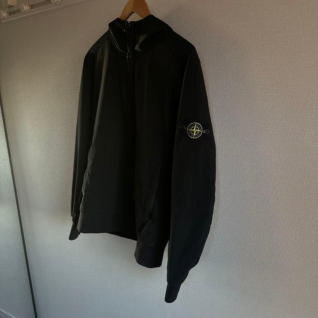 【極美品❗️】stone  ソフトシェルジャケット　黒