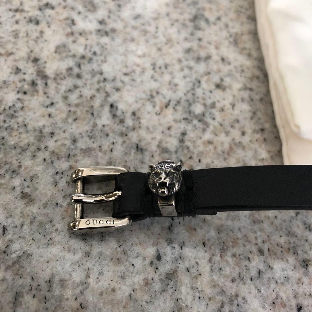 GUCCIレザーブレスレット