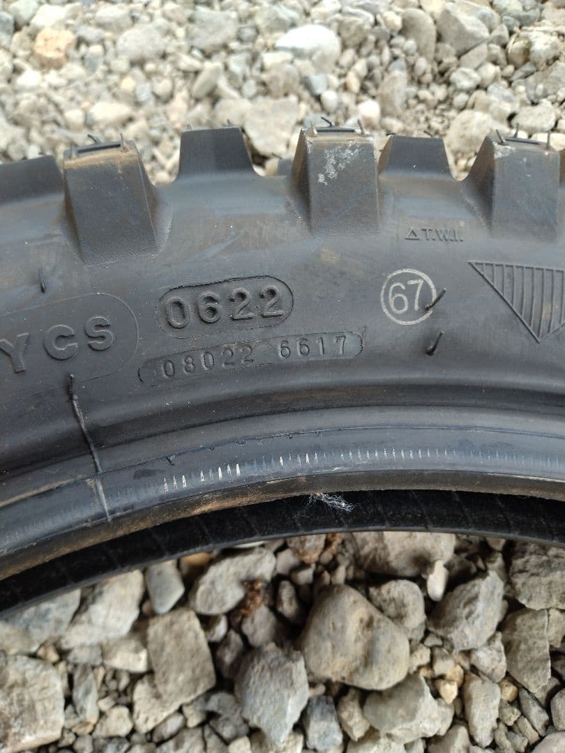 MAXXIS 90/90-21 120/90-18　オフロードタイヤ