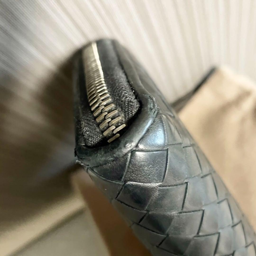 BottegaVenetaボッテガ・黒長財布イントレチャート・ラウンドファスナー