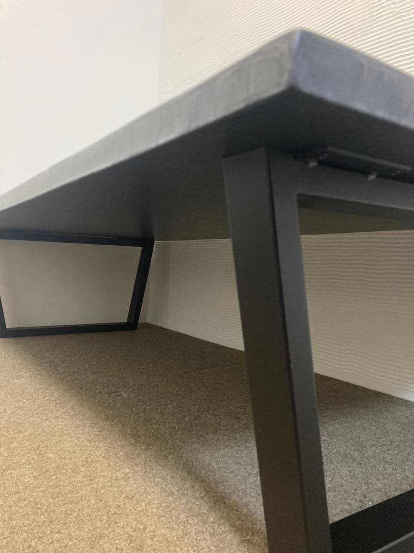 モールテックス　アイアン脚付ローテーブル　１点物　送料込み