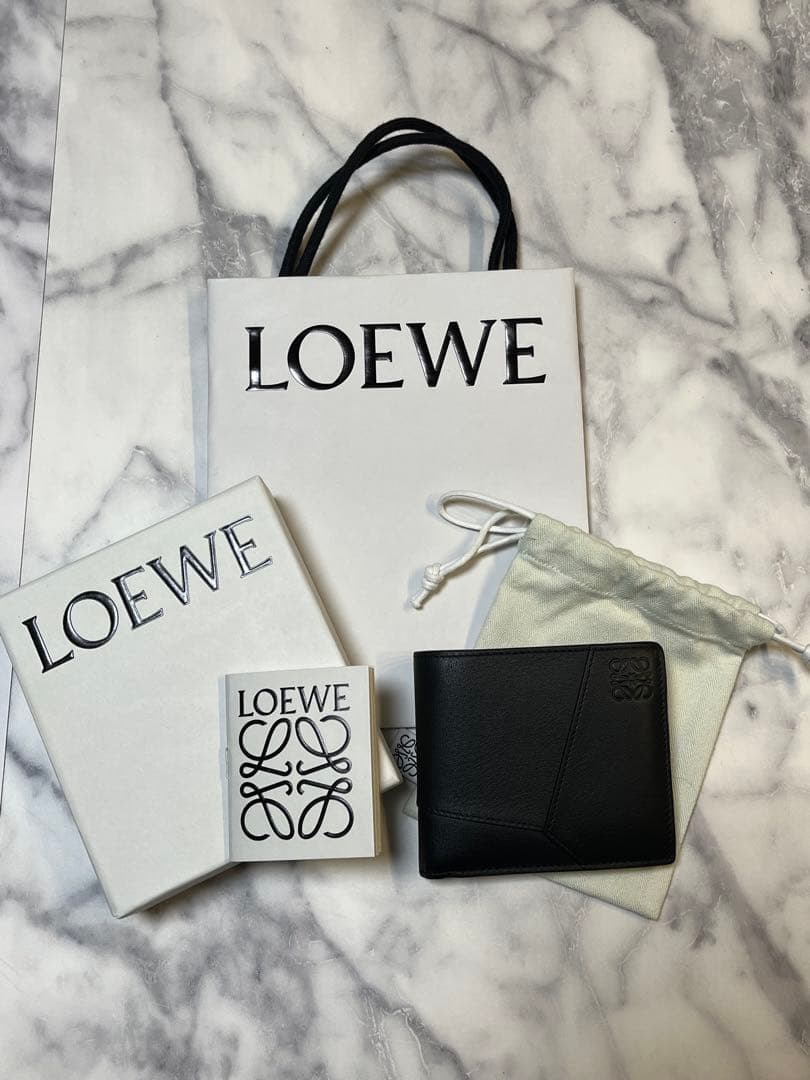 ロエベ 折り財布 パズル アナグラム ロゴ ブラック バイフォールド