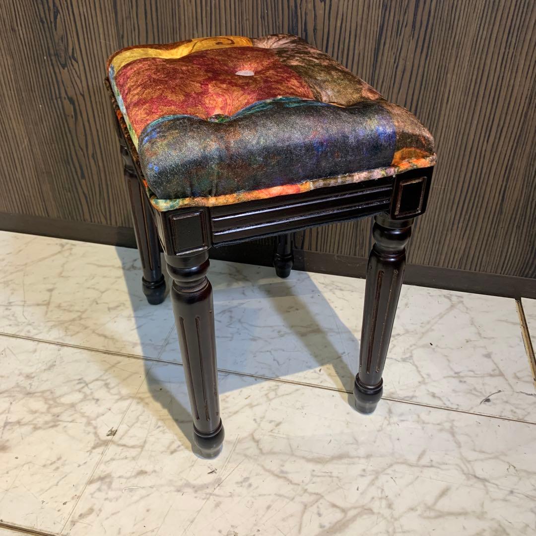 アンティーク　オットマン　スツール　②