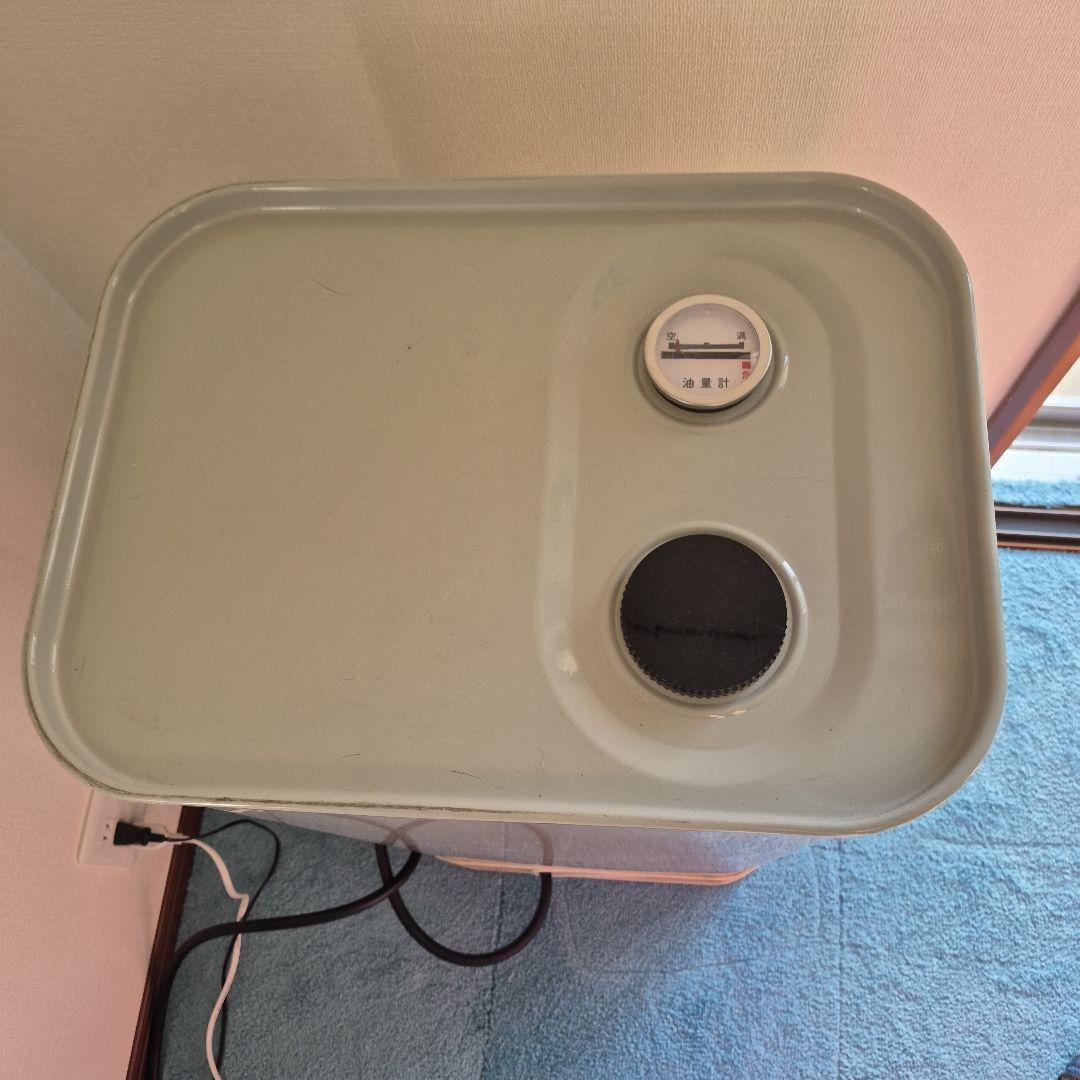 室内用角型灯油タンク ホームタンク９０型？