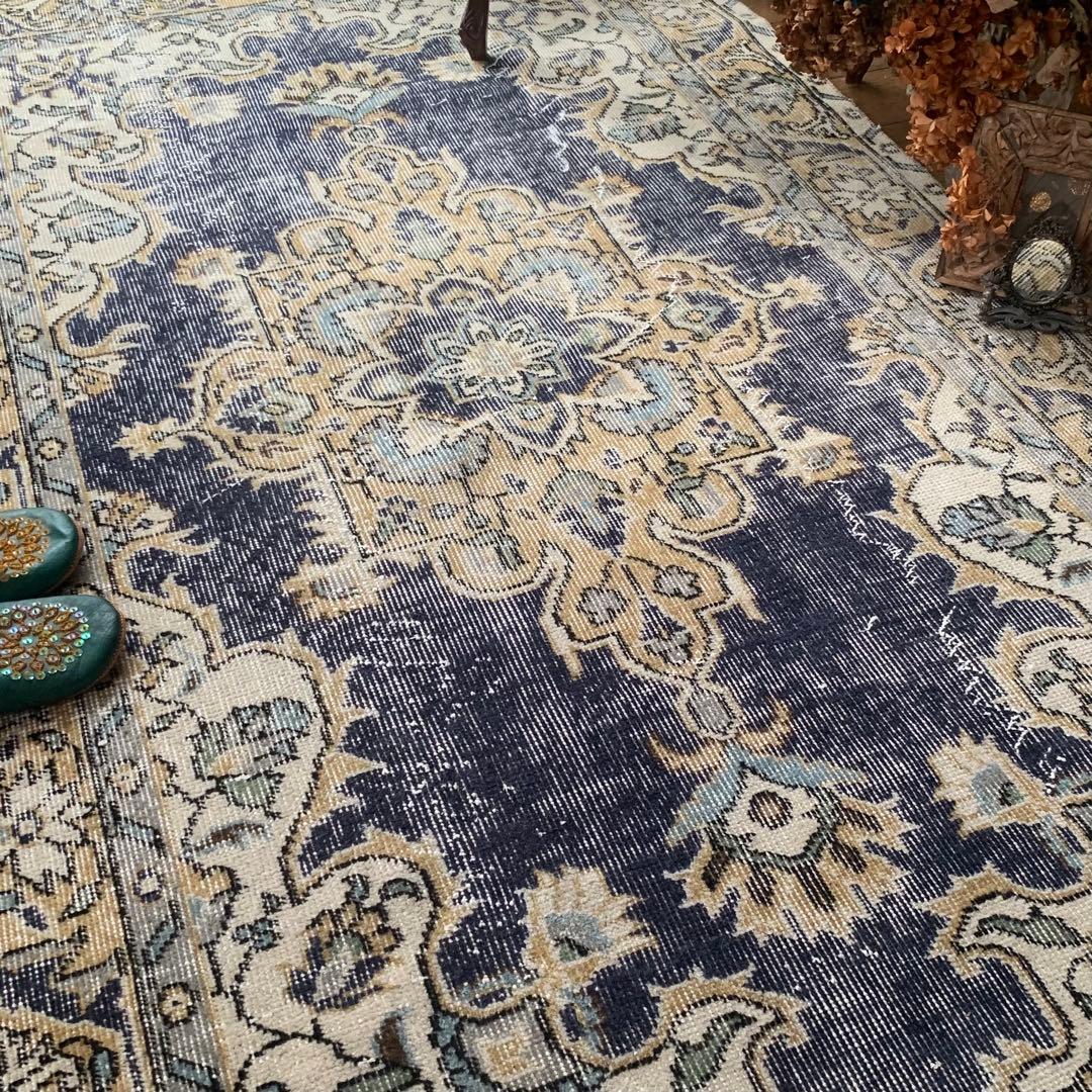 ネイビーブルー　シャビー　メダリオン208×113 トルコヴィンテージラグ