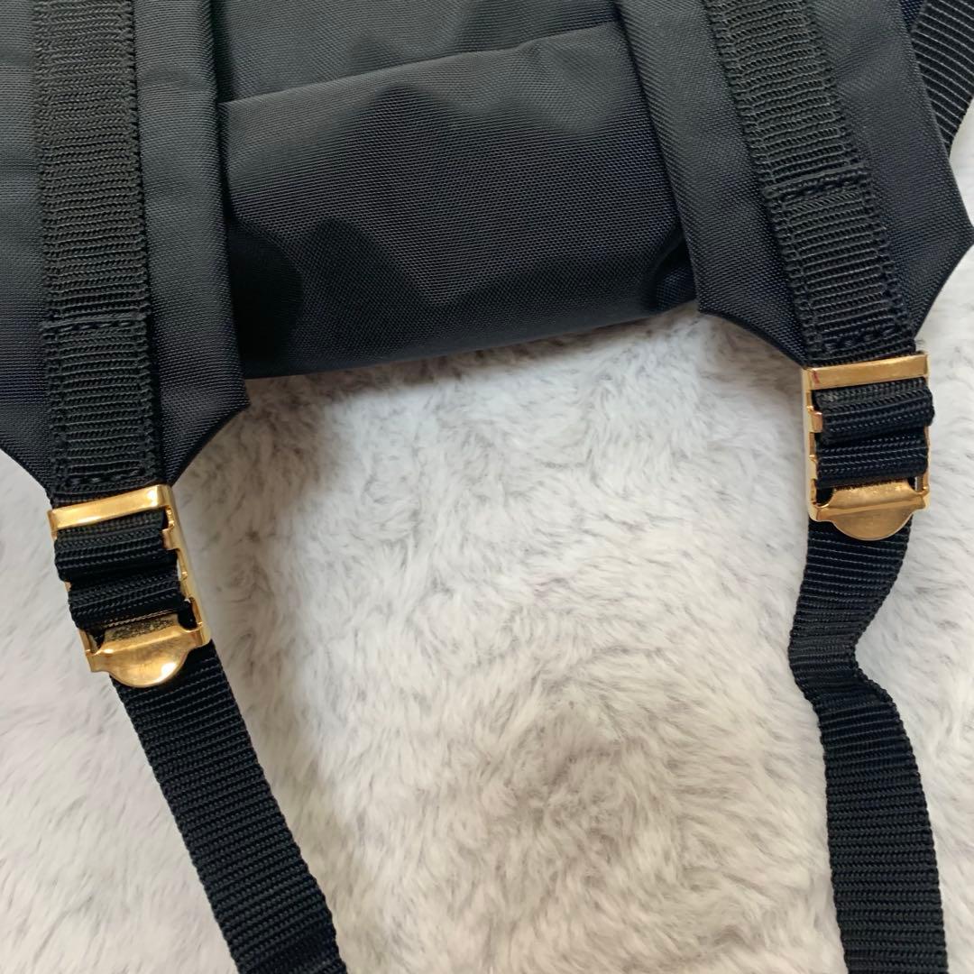 BLUE LABEL CRESTBRIDGE ナイロン　ブラック　リュック