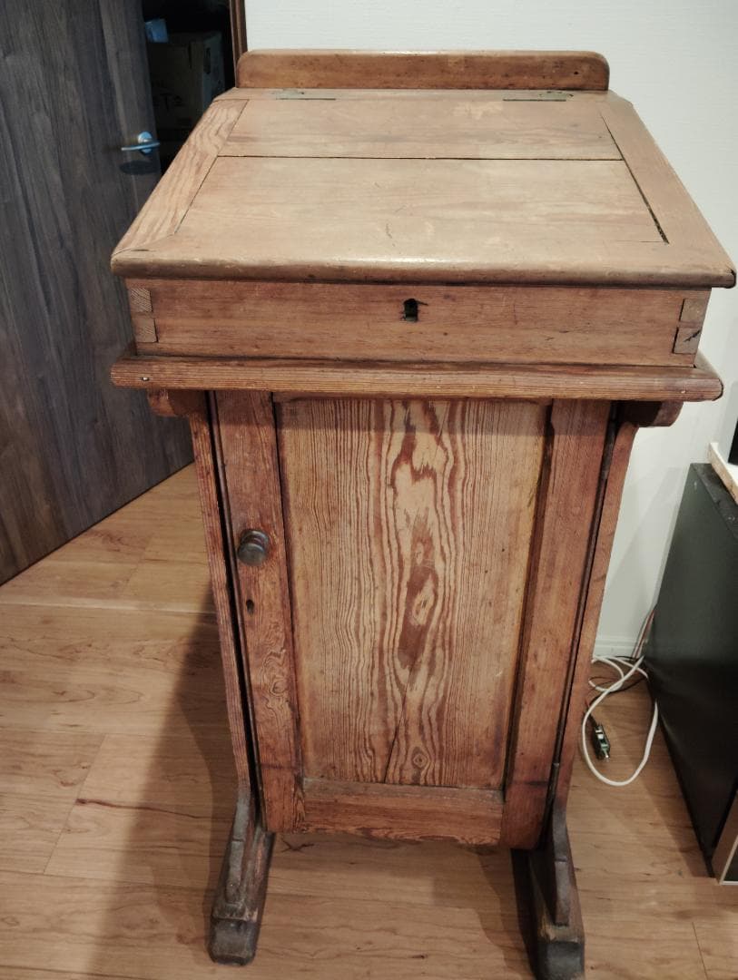 英国アンティーク　ダベンポートデスク　ユーロビンテージ