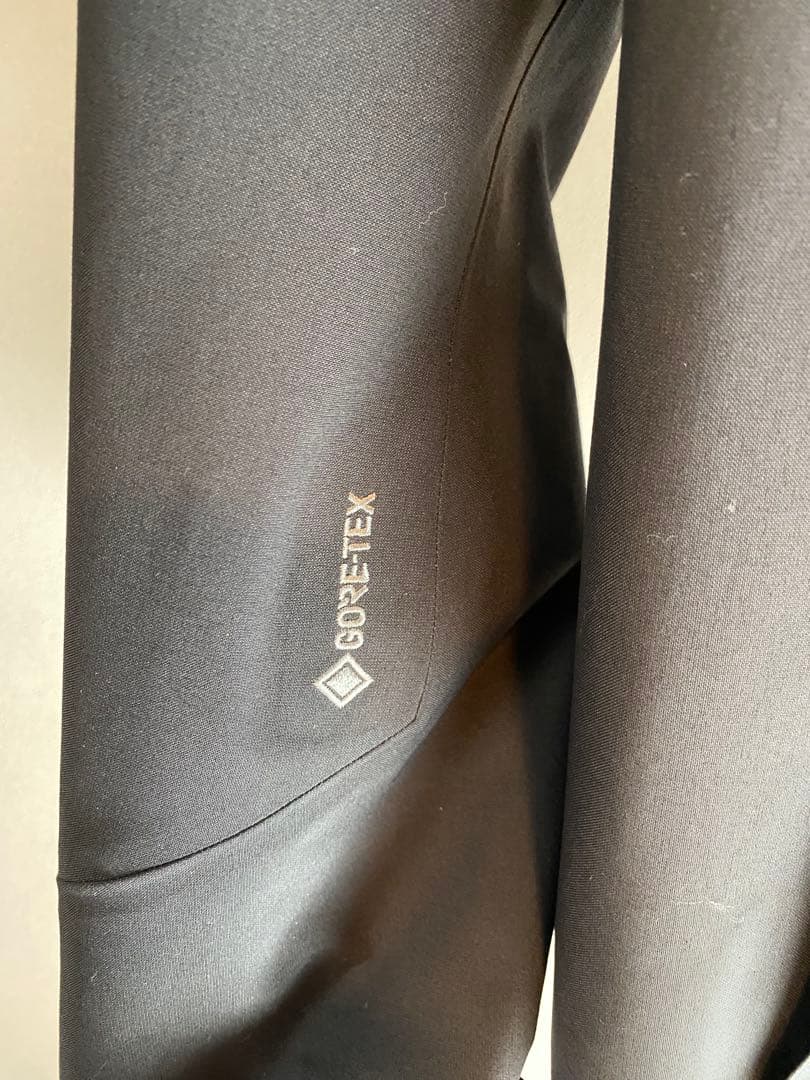 アークテリクス　ケッペルトレンチコート