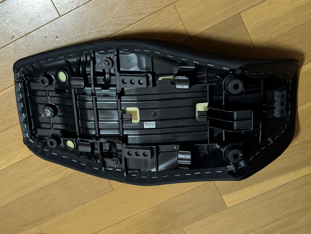 【新品未使用】キタコ アイディアルシート jc61GROM前期 グロム シート