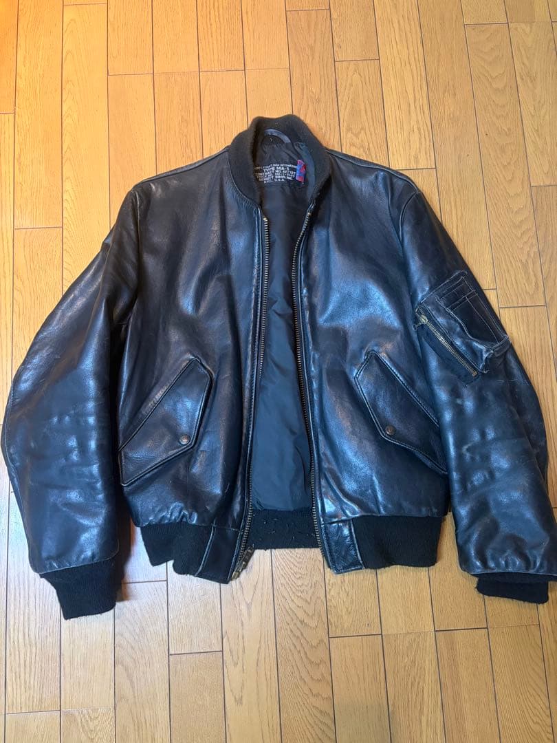 SCHOTT MA-1タイプ