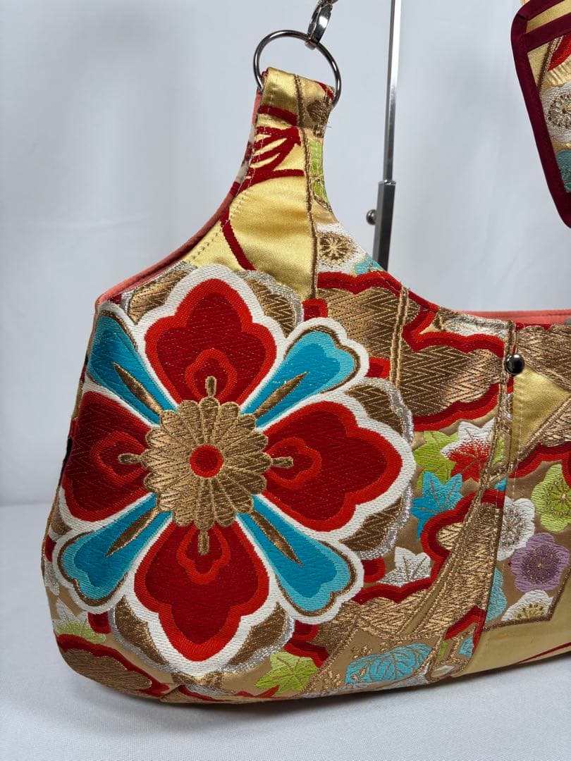 帯バッグリメイク　772番アシンメトリーBIGリバーシブル(肩あて飾り付き)