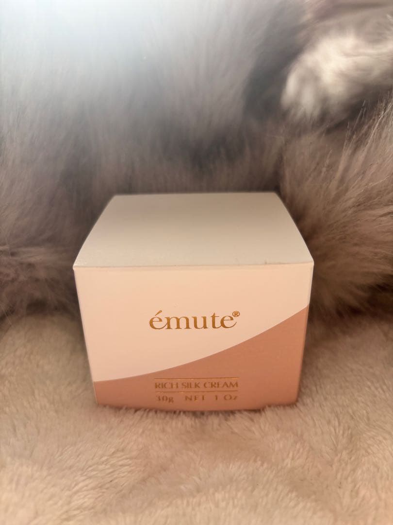 エミューテ　【emute】リッチシルククリーム 30g エミューテクリーム