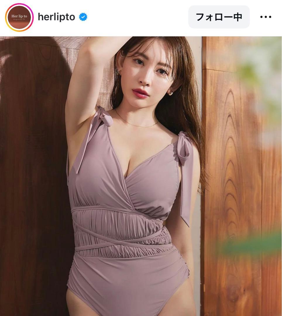 Yuki　her lip to/Corse Ribbon Swimsuit