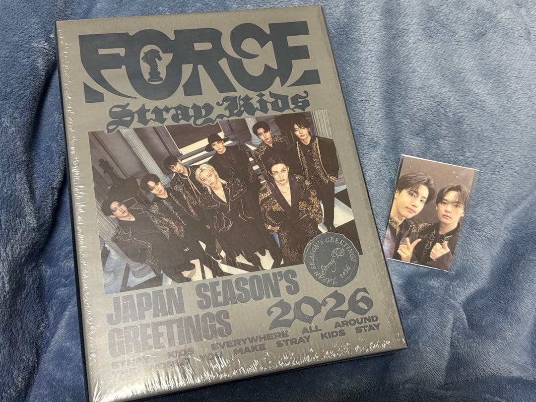 StrayKids◆JAPAN SEASON’S GREETINGSFORCE