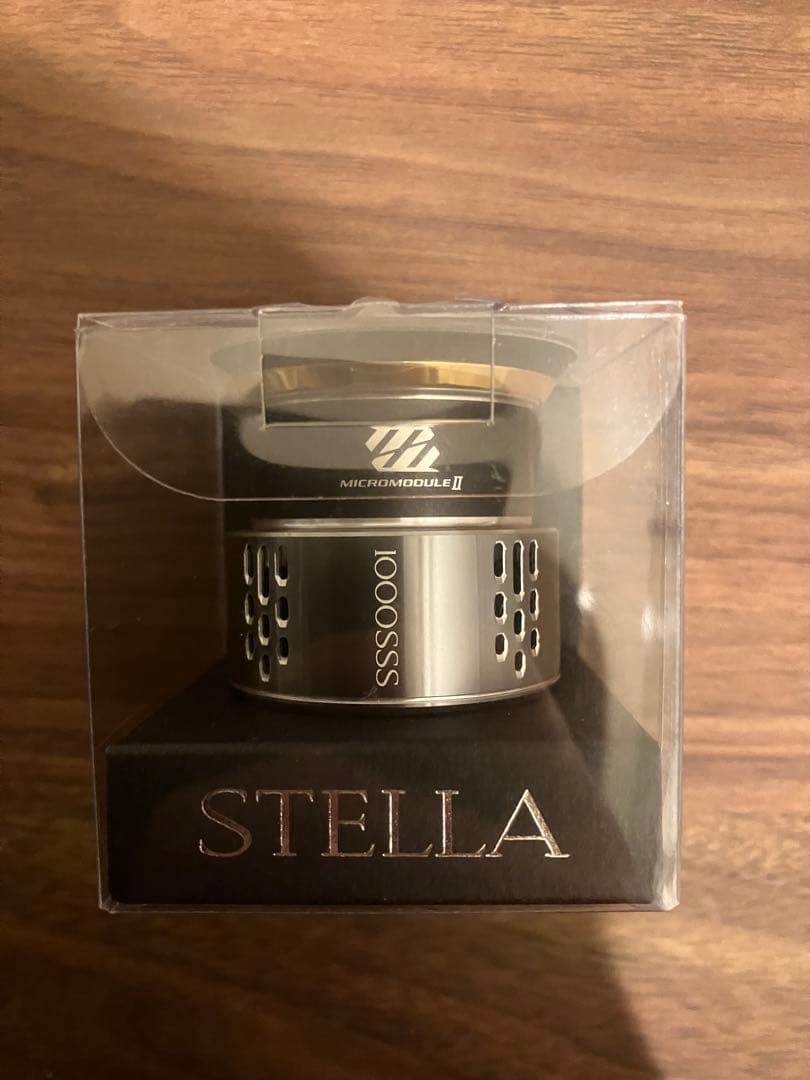 18ステラ　スプール　1000SSS