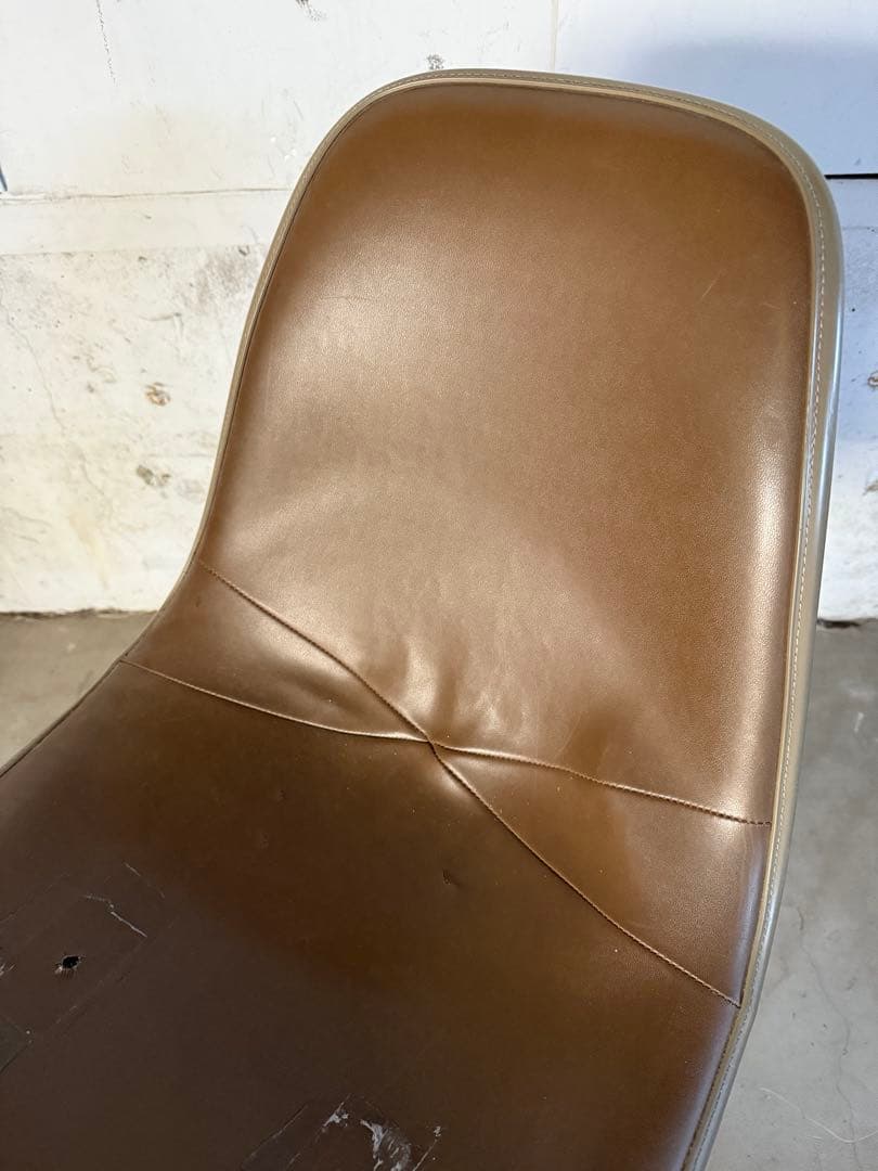 ヴィンテージ イームズ シェルチェア（Herman Miller）ジャンク