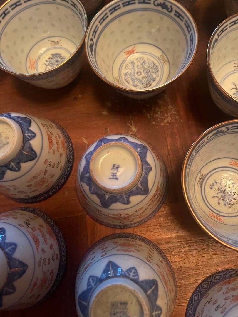 中国美術景徳鎮染付金彩　湯呑み　蛍焼　細密細工　古美術品　44客セット