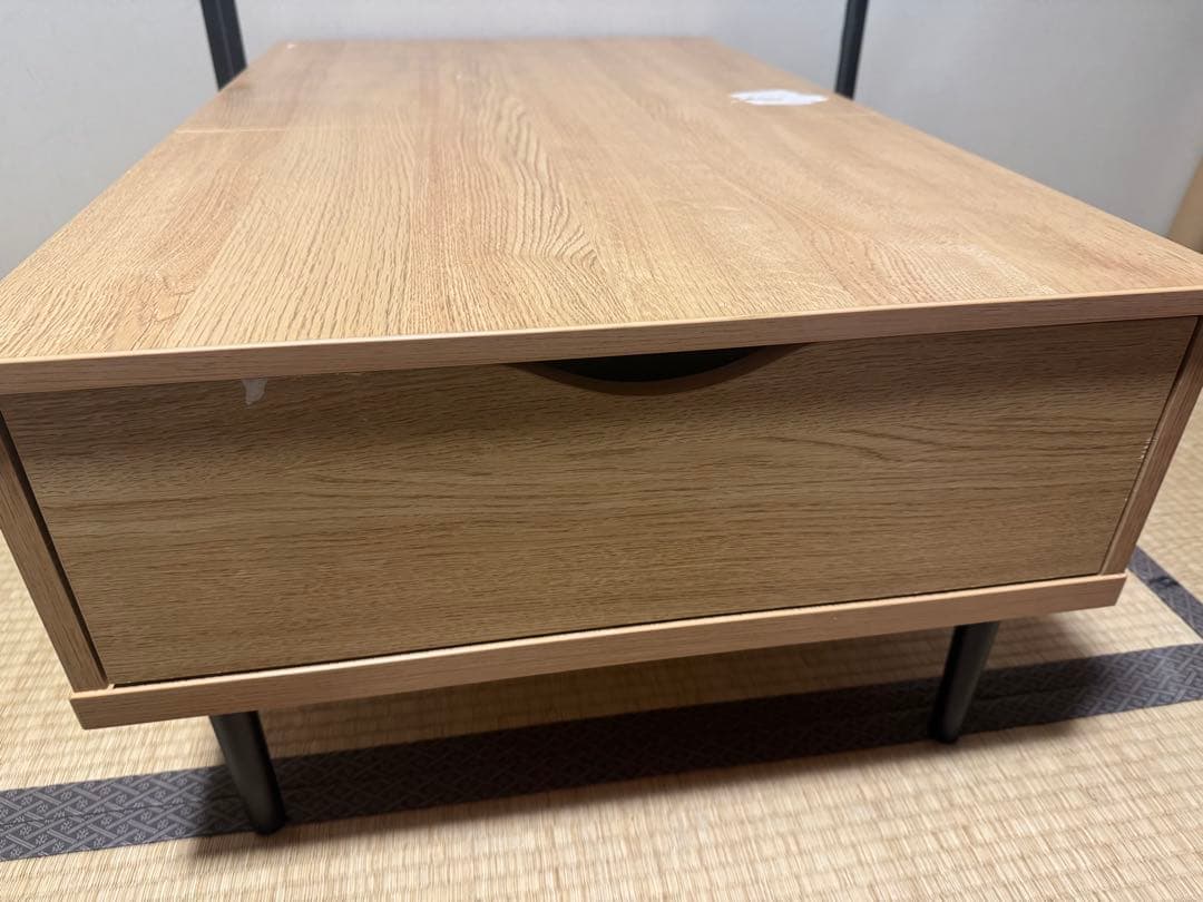 ニトリ　昇降リビングテーブル　リフティ　化粧シート剥がれあり