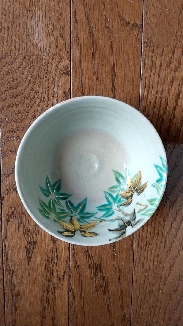 真葛焼　抹茶椀　新緑文様