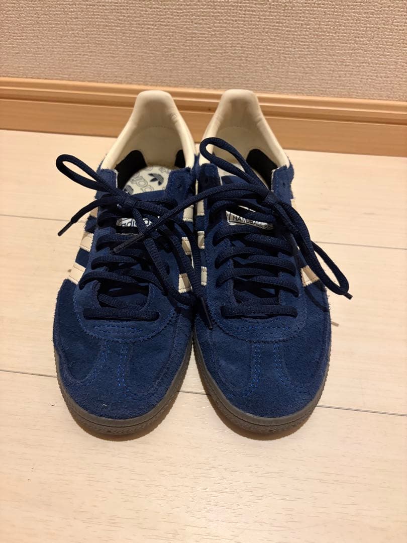 adidasアディダスspezialスペツィアル23.5cm