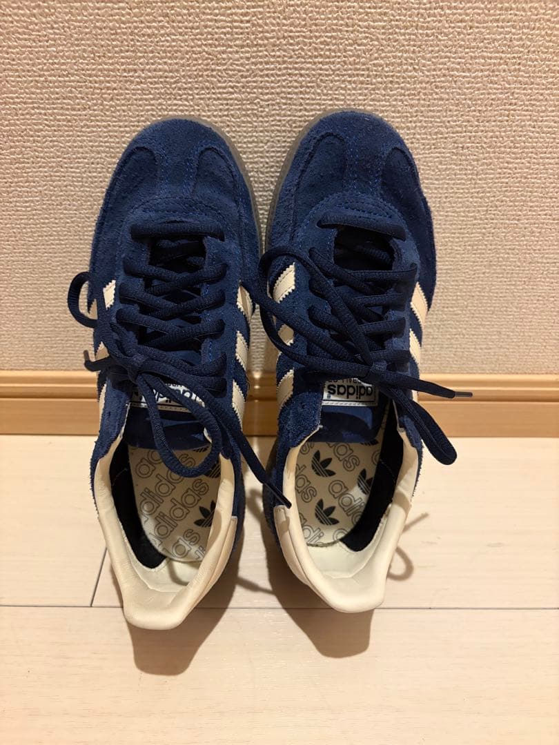 adidasアディダスspezialスペツィアル23.5cm