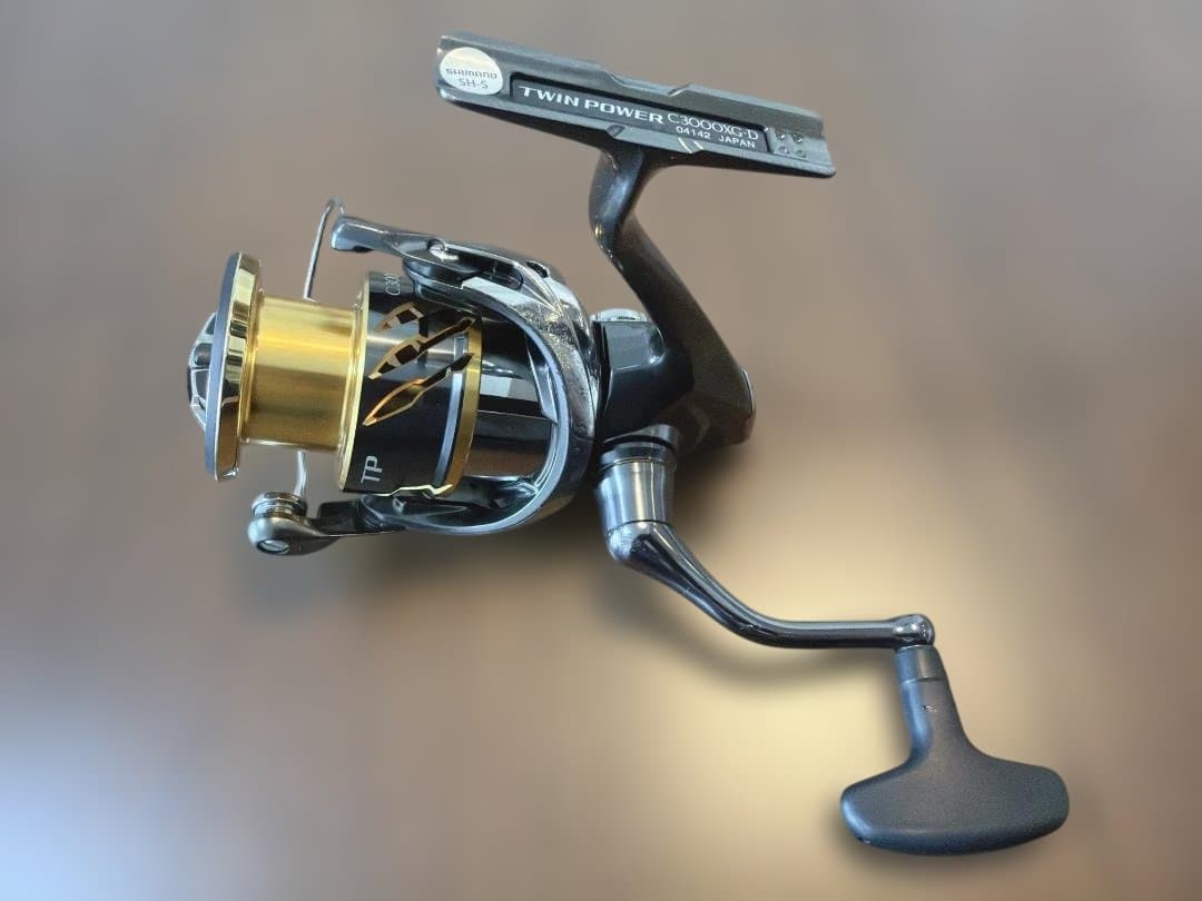 シマノ 20ツインパワー TWIN POWER C3000XG スピニングリール