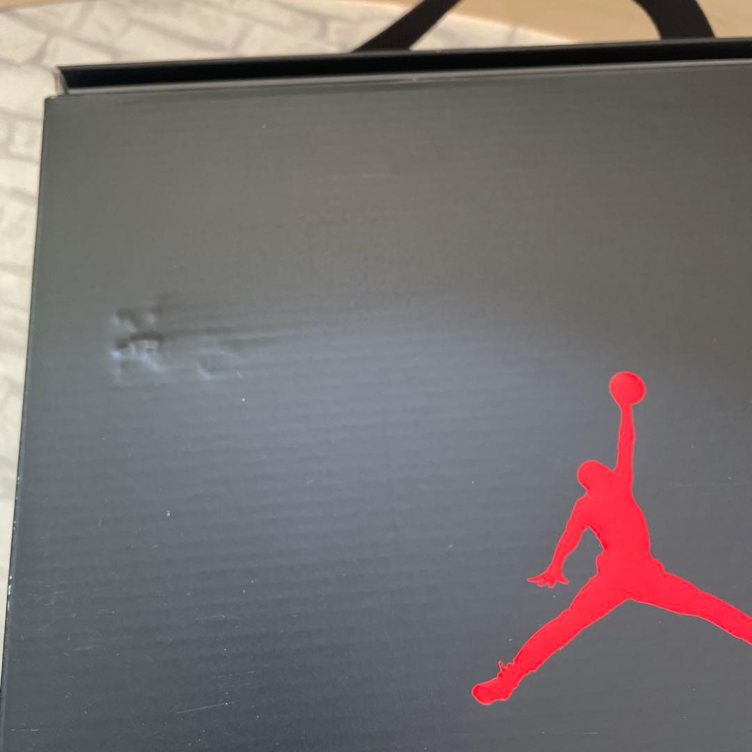 エアジョーダン　スニーカー〔試着のみ〕