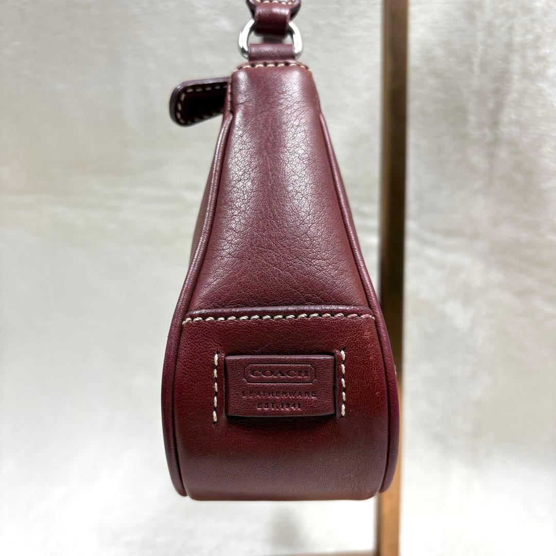 COACH コーチ アクセサリーポーチ ハンドバッグ レザー ワインレッド