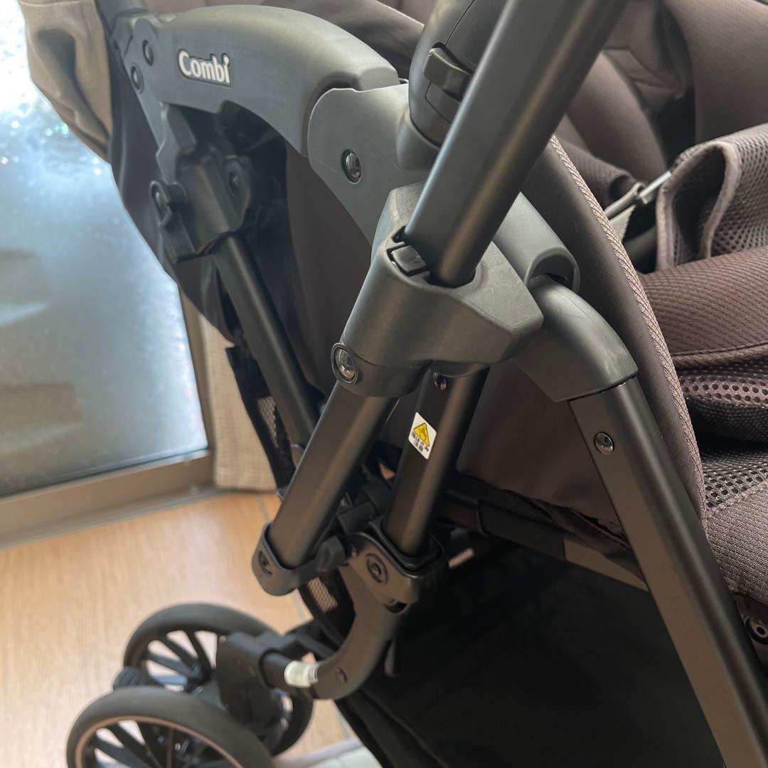 極美品！コンビ ベビーカースゴカルSwitch plus EG ロッタAS