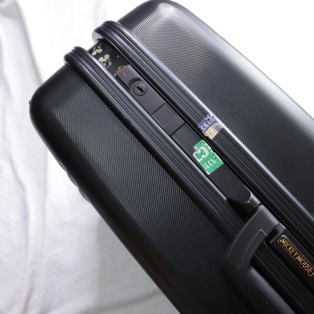 希少！特大サイズ！ミッキーマウス　スーツケース　キャリーバッグ 軽量カーボン素材