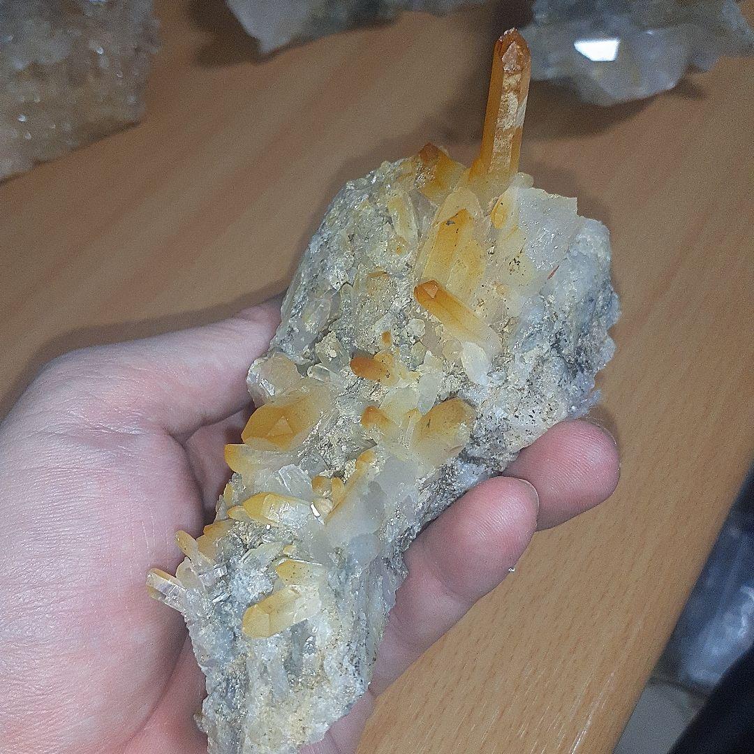 高品質　ゴールデンヒーラークォーツ　クラスター