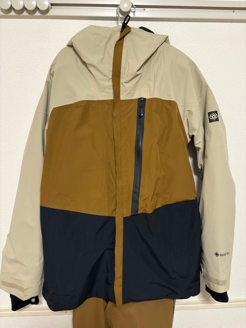 686 GORE-TEX スノーボードウェア　ビブパンツ　シックスエイトシックス