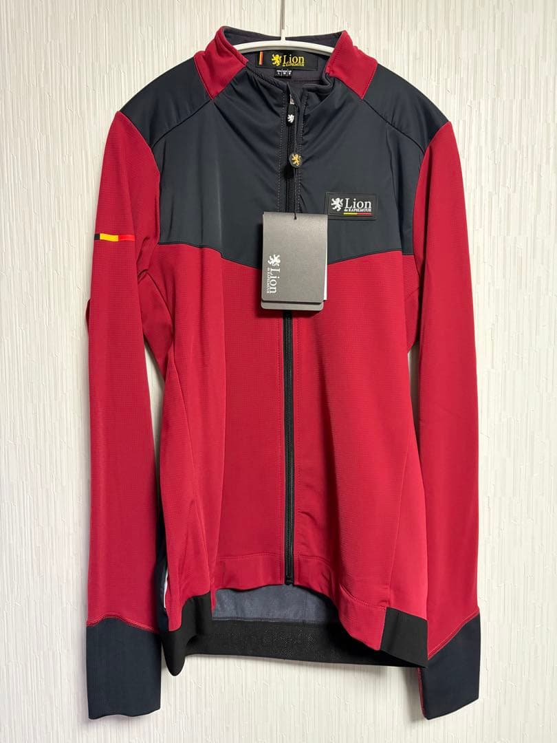 【新品タグ付き】リオンドカペルミュール　プログレスウォームジャージ　レッド　長袖