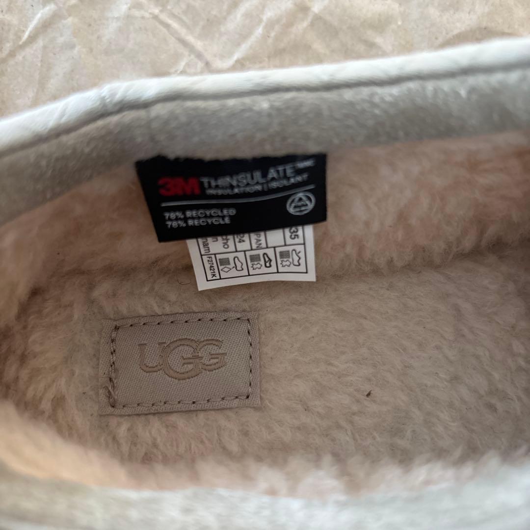 UGGスリッポン