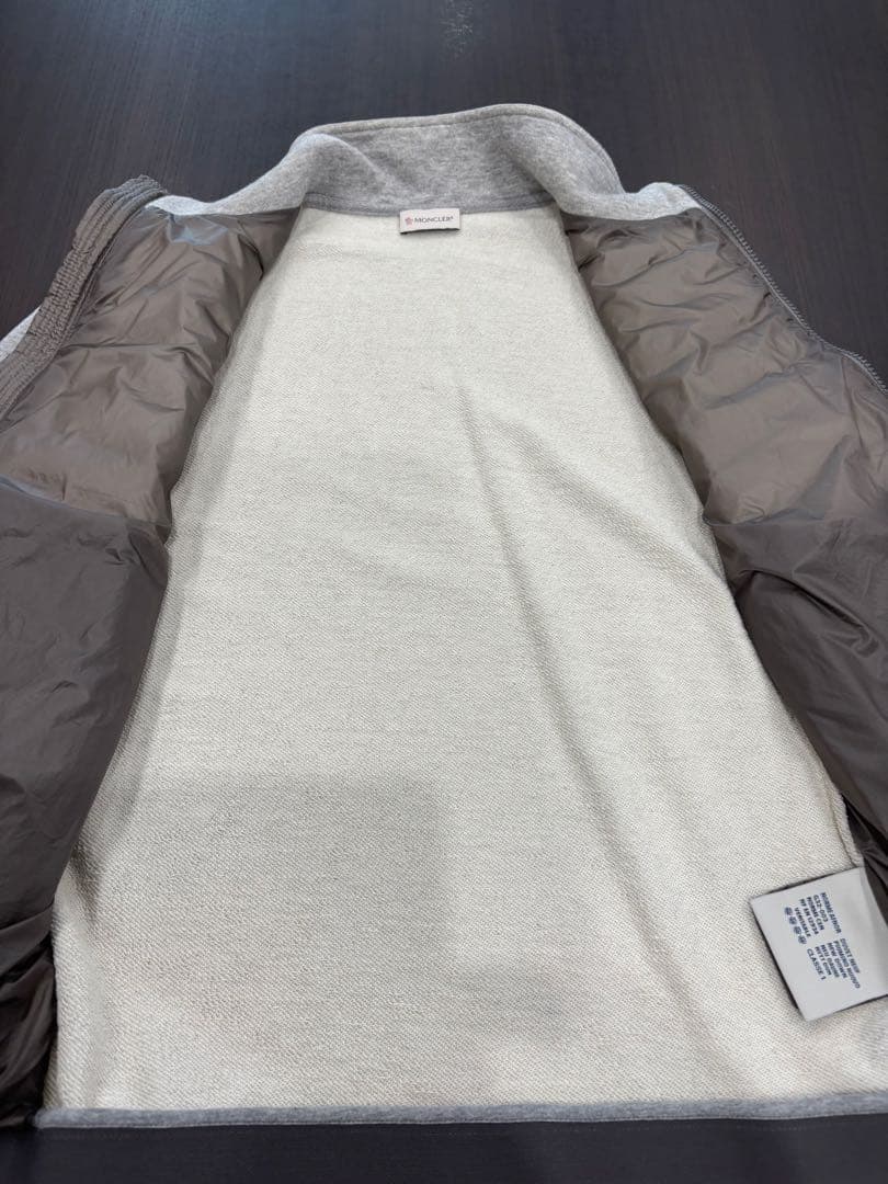 モンクレール　美品ハイブリッドダウンニット