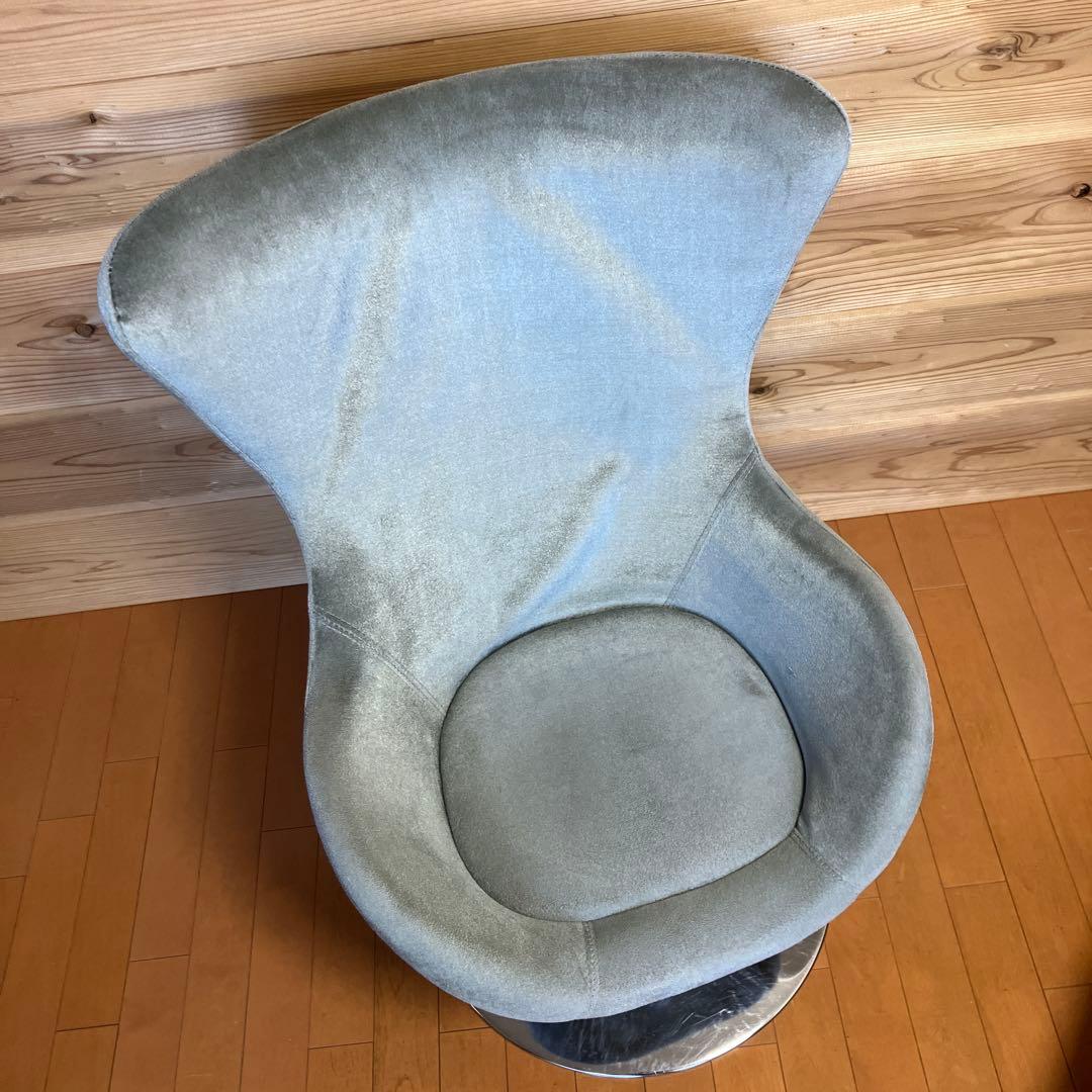 グレーのモダン回転式アメリカンビンテージローチェアー