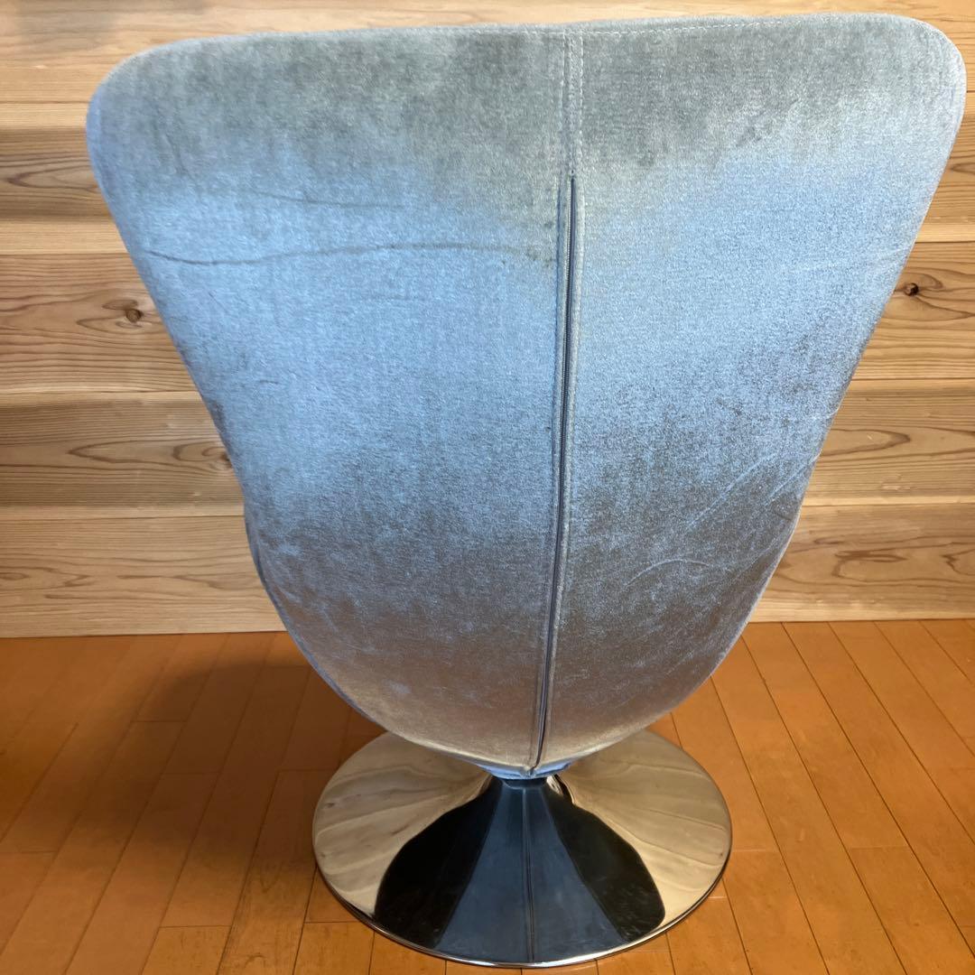 グレーのモダン回転式アメリカンビンテージローチェアー