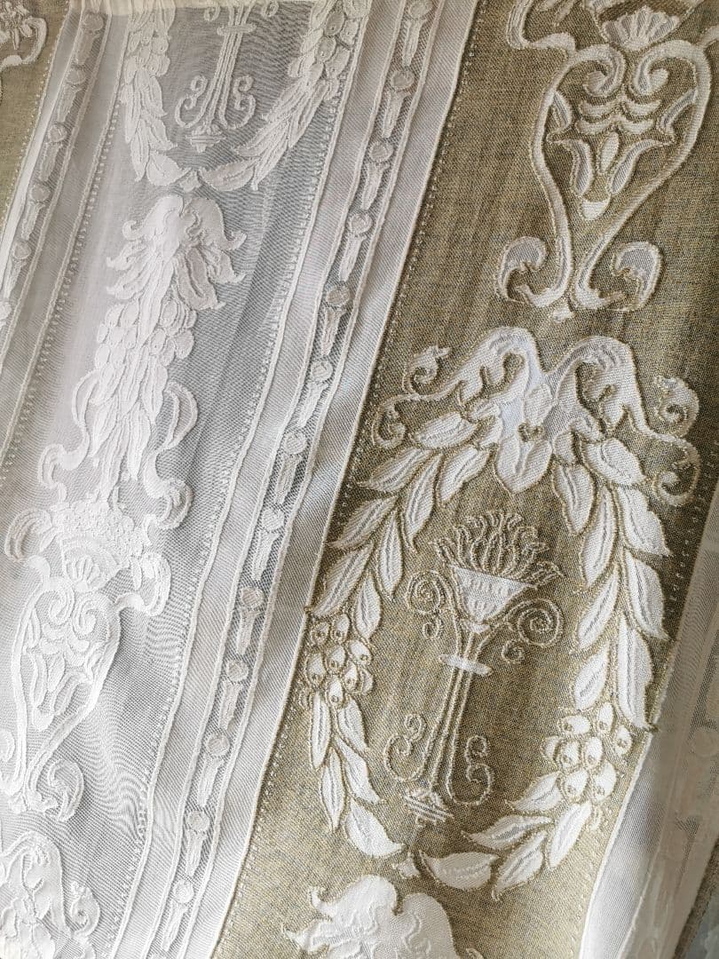 アンティーク英国 レアな杢カーキ 花器 聖火台 オリーブの実 マドラスレース