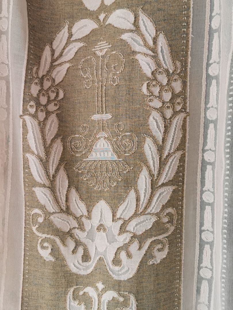 アンティーク英国 レアな杢カーキ 花器 聖火台 オリーブの実 マドラスレース