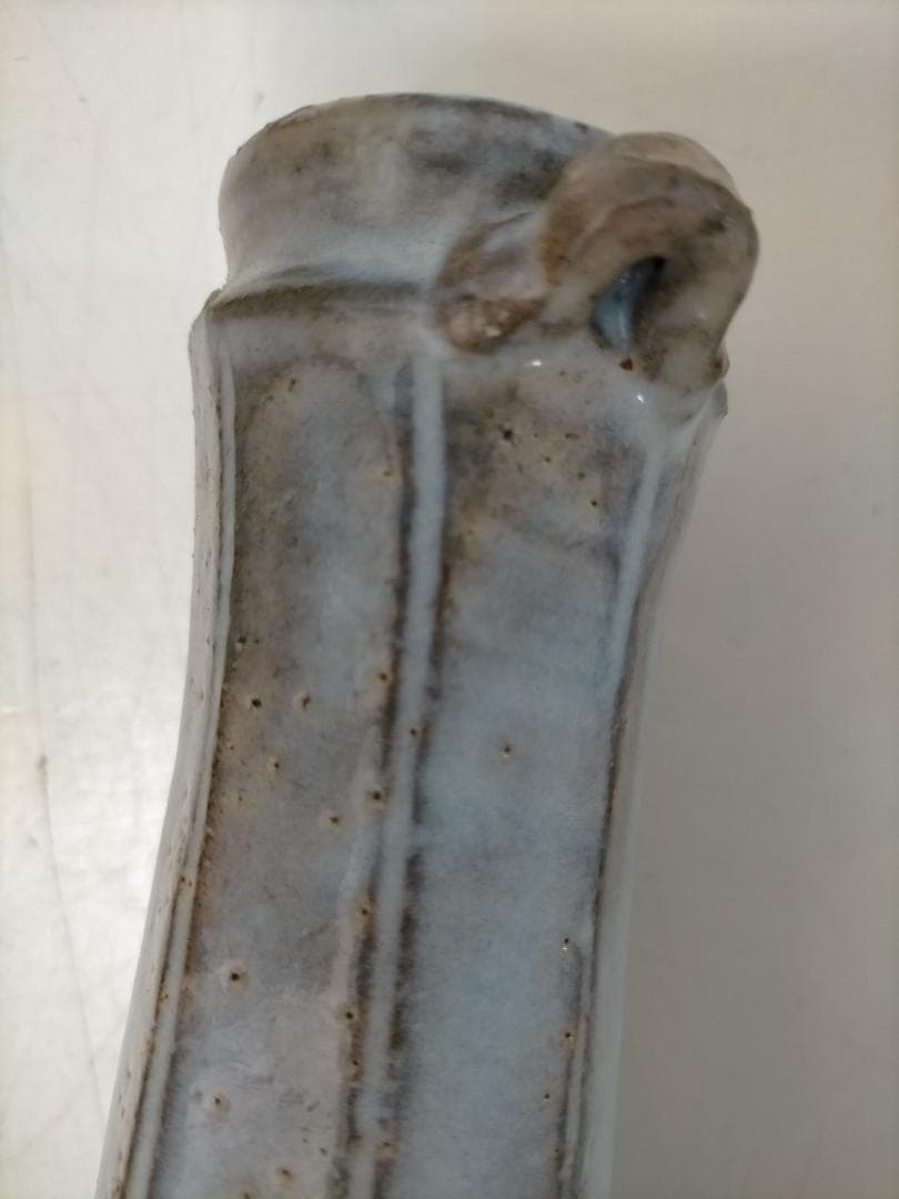 萩焼 作家物 花器　大和敏男　 花入 粉引　青灰色　共箱付き　251217-3Y