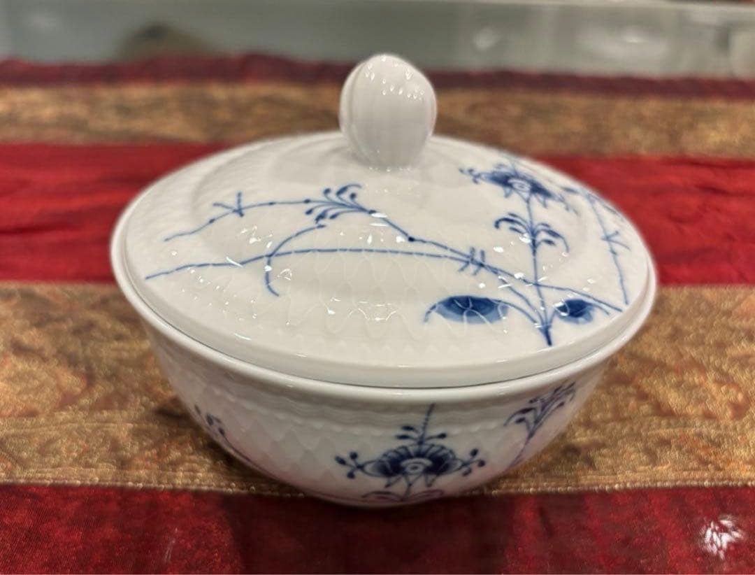 新品　  ブルーパルメッテ蓋付きボウル 2客セット